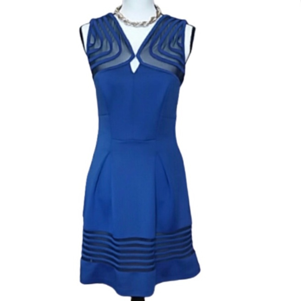 Jax A-line fit and flare keyhole blue dress sz 2